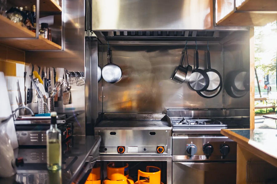 The Ultimate Guide to Selecting the Right Commercial Oven for Your Restaurant